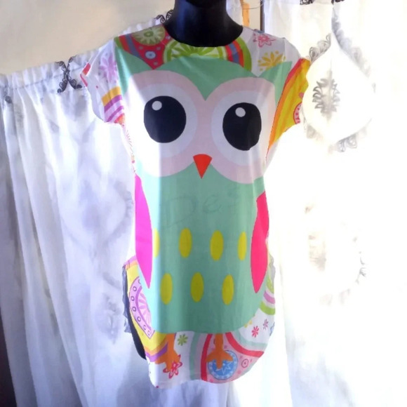 *Owl top size medium ( box DD ) - Picture 1 of 2